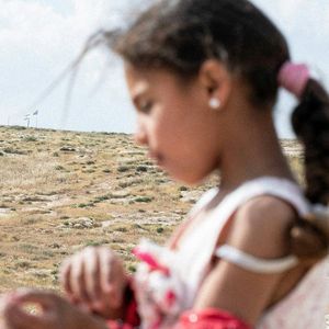 Kiedy wrócisz, nas już tu może nie być [IDZIKOWSKA NA ZACHODNIM BRZEGU], OKO.press