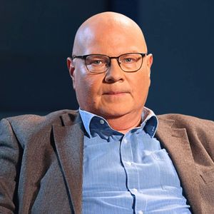 Marek Menkiszak - Czy finansujemy własne zniszczenie?, Patrycjusz Wyżga