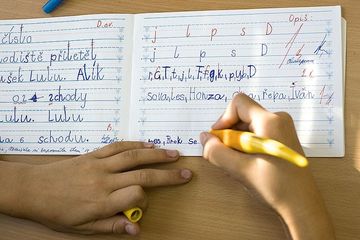 Návrat dětí do škol: Rozhodující jsou následující týdny audiobook, Andrea Procházková, Erik Tabery