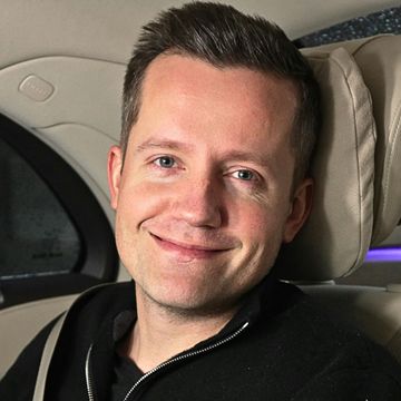 Biznes Klasa. Odcinek 58.  Piotr Nowosielski - Trafili na żyłę złota! 70 mln zł rocznie na publikacji ogłoszeń! audiobook, Łukasz Kijek