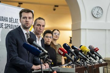 Ivane, raději nejezdi. O Pirátech, Starostech i ukradeném liberalismu audiobook, Andrea Procházková, Erik Tabery