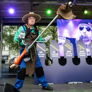 SPD vládnout ve skutečnosti nechce. Nijak se na to nepřipravují, Andrea Procházková, Erik Tabery