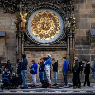 Kudy v Praze běžel Dan Brown? A kam jezdili Poláci na dovolenou v 17. století? audiobook, Andrea Procházková, Erik Tabery