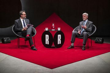 Pavel: Asi mě kvůli tomu bude nenávidět téměř polovina národa audiobook, Andrea Procházková, Erik Tabery