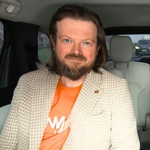 Biznes Klasa. Odcinek 64. Przemek Ben Pączek - Polacy poprawiają pomysł Muska. Budują pociąg przyszłości, Łukasz Kijek