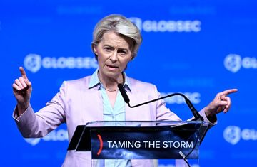 Jak Evropa přišla o iluze a Praha se ocitla v pomyslném oku bezpečnostních bouří audiobook, Andrea Procházková, Erik Tabery