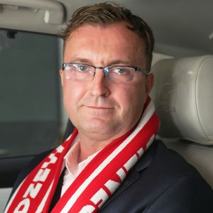 Biznes Klasa. Odcinek 85. Robert Dobrzycki - Nie miał nic. Dziś prowadzi miliardowy biznes i Widzew Łódź, Łukasz Kijek