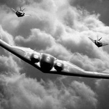 Američané nechtěli armádu. Teď se bojí, že jim ji Trump ukradne audiobook, Andrea Procházková, Erik Tabery