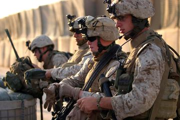 Konec jedné představy o fungování světa. 20 let od invaze do Iráku audiobook, Andrea Procházková, Erik Tabery