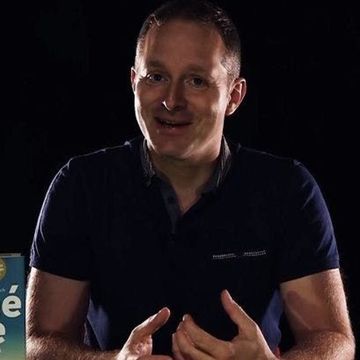 Robert Vlach představuje (audio)knihu Na volné noze audiobook, Robert Vlach