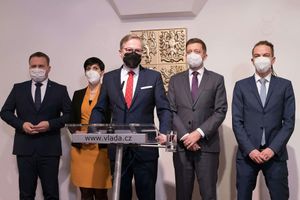 Konečně prezidentovi vysvětlili, co je to parlamentní demokracie, Andrea Procházková, Erik Tabery