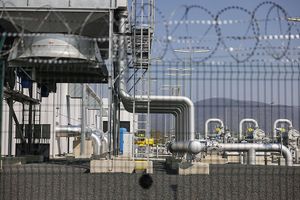 Čekají nás těžké časy. Jak může vypadat evropská odvykací kůra na ruský zemní plyn?, Andrea Procházková, Erik Tabery