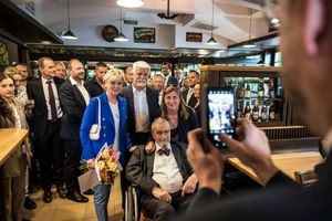 Inventura na Hradě, další rozpočtové škrty, jak vychovat rodiče, Andrea Procházková, Erik Tabery