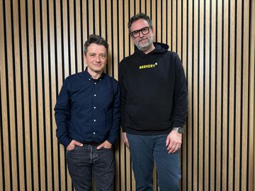 Milan Jaroš: V éře umělé inteligence význam reportážní fotografie vzroste audiobook, Andrea Procházková, Erik Tabery