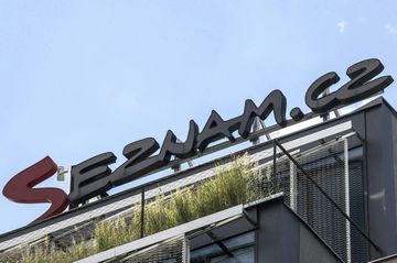 Redaktoři Respektu o kauze Seznam: Nechtělo se nám věřit, že by se takový příběh mohl v Česku stát audiobook, Andrea Procházková, Erik Tabery