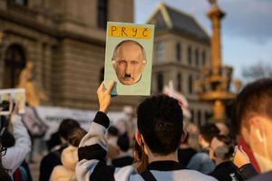 Editorial: Pravá tvář Adolfa Putina, Andrea Procházková, Erik Tabery