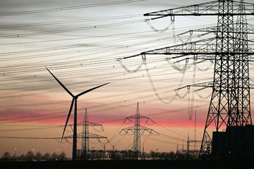 Ceny energií 2023: co dělá vláda dobře a co špatně audiobook, Andrea Procházková, Erik Tabery