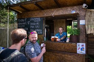 Koho pandemie donutila změnit zaměstnání a jak proměnila trh práce?, Andrea Procházková, Erik Tabery