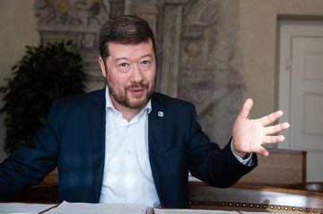 Alegorie, nebo rasismus? Poslanci rozhodnou o vydání Tomia Okamury audiobook, Andrea Procházková, Erik Tabery