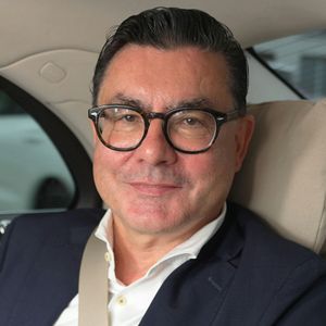 Biznes Klasa. Odcinek 28. Cezary Kozanecki: Polak sprzedaje roboty warte miliony. Utrze nosa gigantowi?, Łukasz Kijek