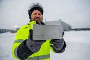 Evropa zůstává ve výrobě baterií závislá na Číně. Švédská firma nenaplnila ambice a krachuje, Andrea Procházková, Erik Tabery