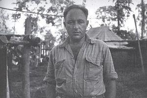 Krieglovi vyhovoval svět, kde mohl s pistolí v ruce říct: Vrať se!, Andrea Procházková, Erik Tabery