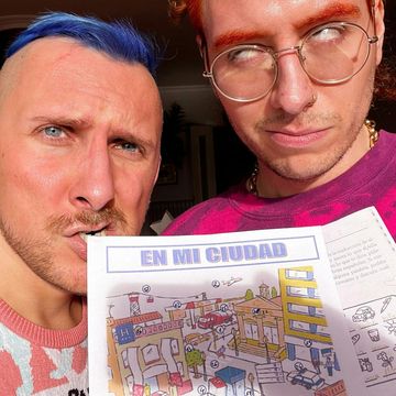 Uczymy się hiszpańskiego! Jest śmiesznie (feat. jamniczki) audiobook, Vogule Poland