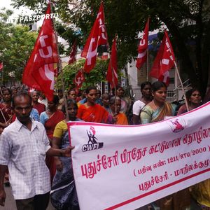 Czerwona Kerala: Komunizm w sercu Indii, Mateusz Grzeszczuk