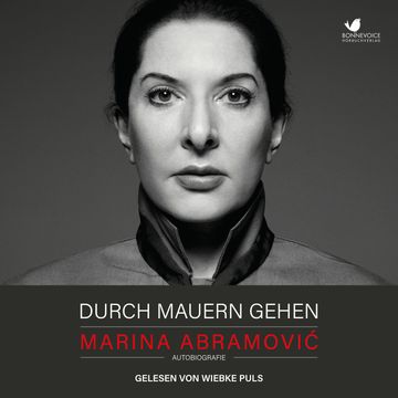 Durch Mauern Gehen, Marina Abramović
