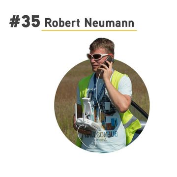 #35 Robert Neumann - Dronem na lotniskach audiobook, Paweł Badura