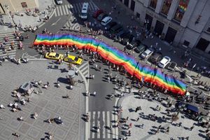 Změny v roce 2025: Větší zátěž pro OSVČ, brigáda od 14 let i redefinice znásilnění, Andrea Procházková, Erik Tabery