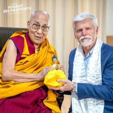 Dlaczego Chiny zrywają kontakty dyplomatyczne z prezydentem Czech? audiobook, Mateusz Grzeszczuk