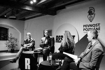 Osudové volby to nejsou, ale klíčové ano. Zvolíme tvář Česka nejméně na pět let audiobook, Andrea Procházková, Erik Tabery