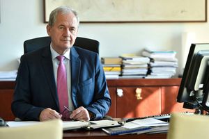 Vítězný Erdogan a výběr ústavních soudců v Senátu, Andrea Procházková, Erik Tabery