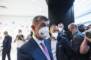 Kdo by šel do vlády s hnutím ANO a co by to znamenalo?, Andrea Procházková, Erik Tabery