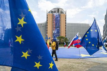 Podcast z Knihovny: Co čekat od předsednictví EU? audiobook, Andrea Procházková, Erik Tabery