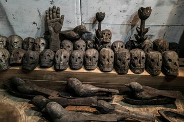 Když kultura vzkvétá v krytech. Jak ukrajinští umělci poskytují národu terapii audiobook, Andrea Procházková, Erik Tabery