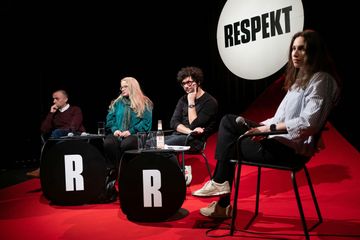 Rok války očima reportérů a reportérek Respektu. Bez vás by to nešlo audiobook, Andrea Procházková, Erik Tabery