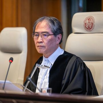 Průlomové stanovisko soudu v Haagu vyjasnilo povinnost států chránit klima. A Česko nedělá dost audiobook, Andrea Procházková, Erik Tabery