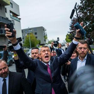 Jak jsme se ocitli v Babišově snu. Prožijte znovu volební týden s redakcí Respektu (1/3), Andrea Procházková, Erik Tabery