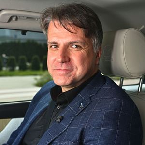 Biznes Klasa. Odcinek 73. Grzegorz Brona - Polak buduje satelity i systemy kwantowe - wprowadza Polskę do kosmicznej elity, Łukasz Kijek